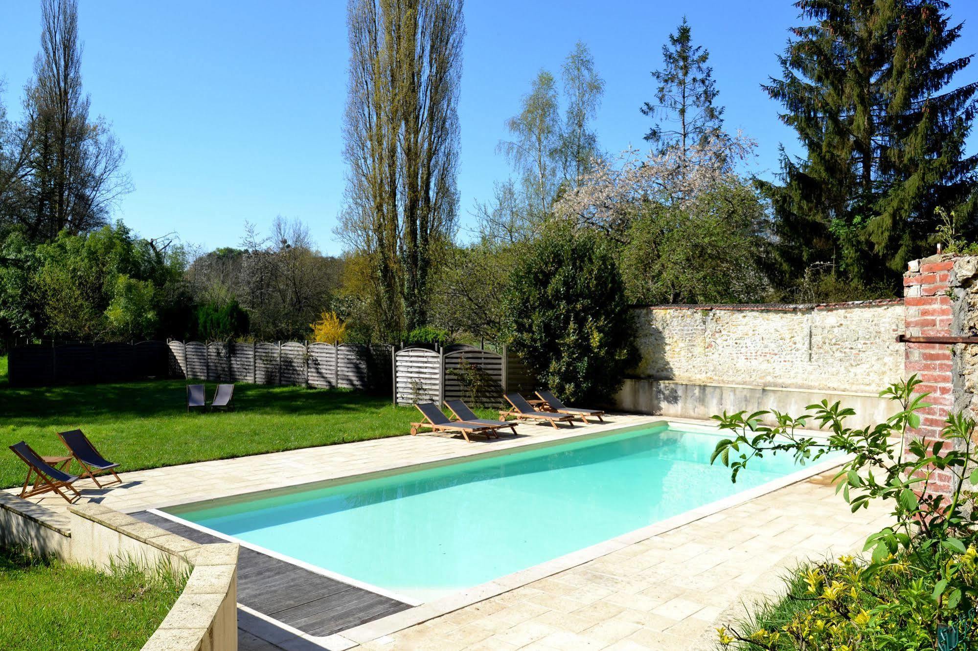 Le Clos Sainte-Marie Bed & Breakfast Mesland Exterior photo